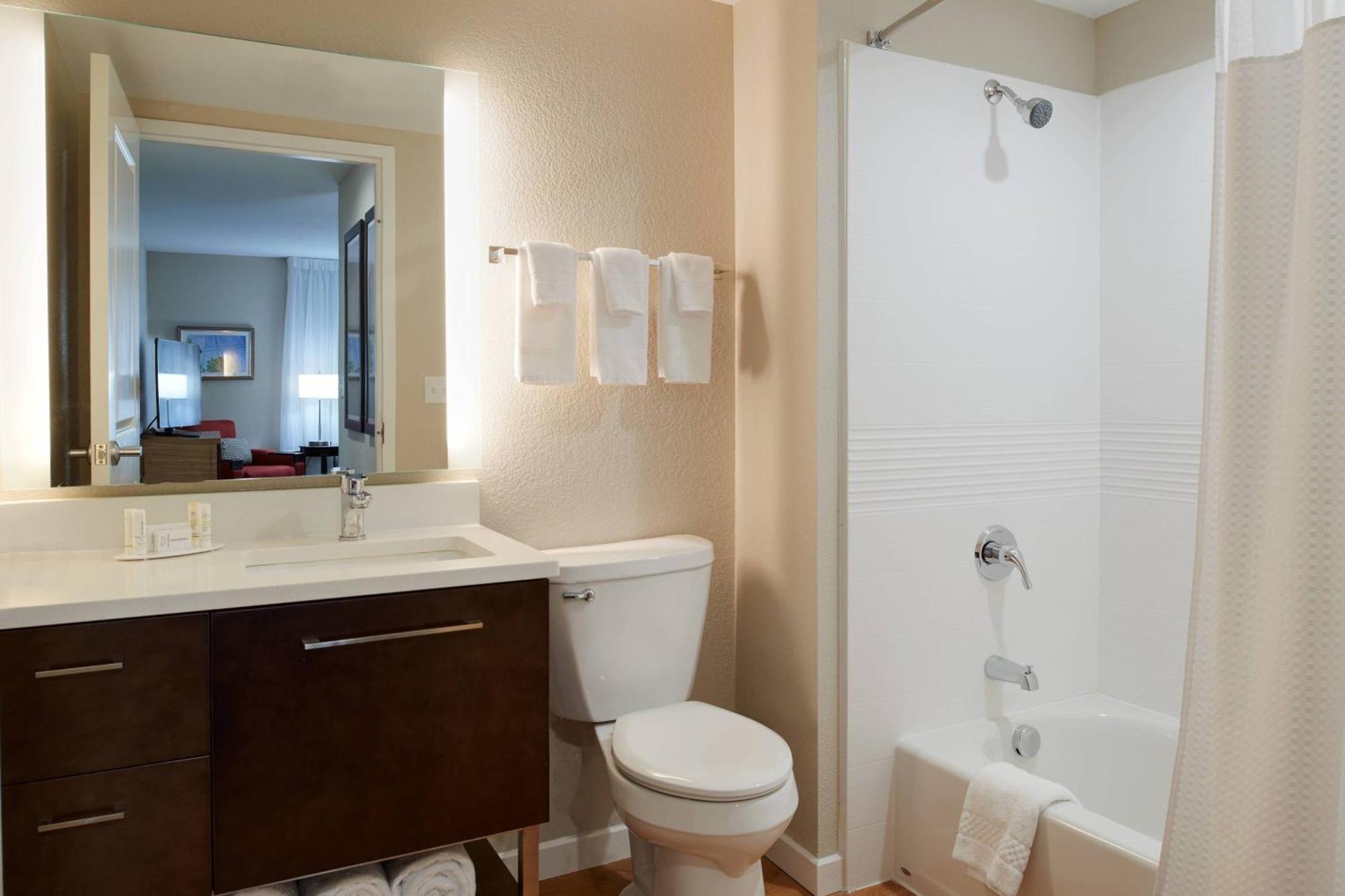 Towneplace Suites By Marriott Ρίτσμοντ Εξωτερικό φωτογραφία