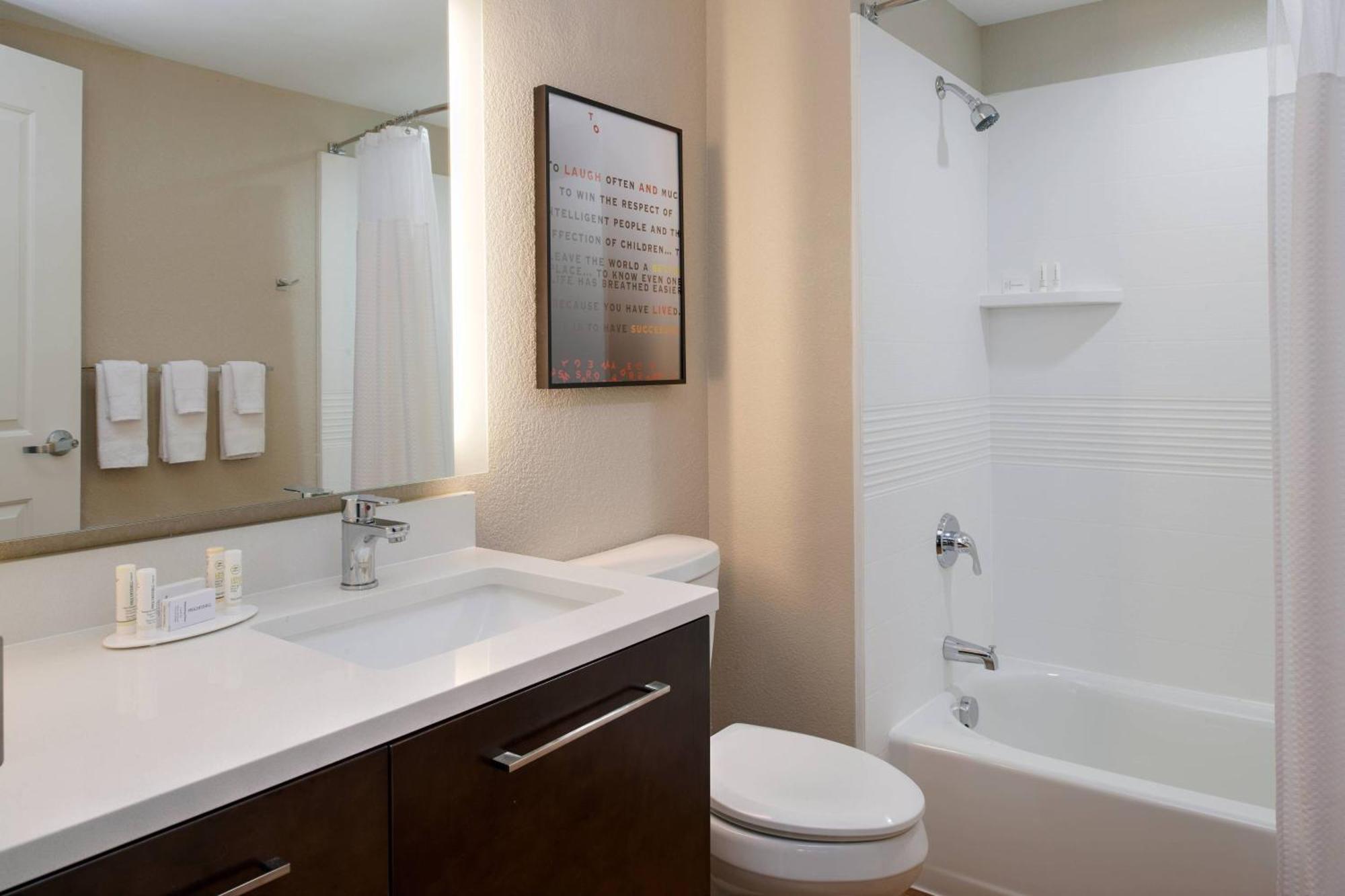 Towneplace Suites By Marriott Ρίτσμοντ Εξωτερικό φωτογραφία